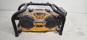 DEWALT DC011 Worksite RadioCharger - 7.2-18V NiCd, 1 Hour Battery Pack