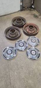 Vintage Wire-Spoke Wheel Rims with Chrome Hubcaps