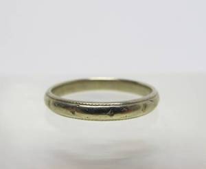 Genuine 18K White Gold Ring