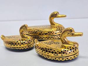 Fine Vintage Japanese Gilt Black Lacquered Wood Duck Boxes
