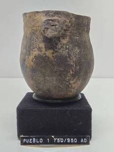Exceptional Ancient Pre-Columbian, Mesoamerican etc Pottery Collection #5 - Pueblo Pot - Circa 850 AD
