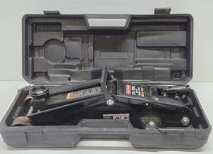 2.5 Ton CRAFTSMAN Jack wCarrying Case