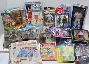 Large Group of Assorted Vintage &amp Newer Toys &amp Action Figures