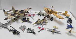 Estate Lot of Metal Airplanes&nbsp
