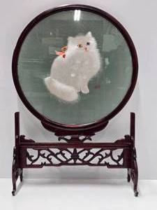 Beautiful Vintage Handmade Signed Oriental Silk Cat Artwork Screen&nbsp