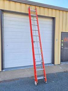 Quality WERNER 24 Fiberglass Extension Ladder&nbsp