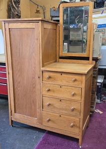 Vintage Oak Gentlemans Dresser