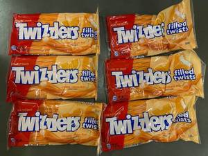 UT 5 - Twizzlers Filled Twists Orange Cream Pop 11 oz (6-Pack)