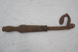 Vintage Cyclos Cast Iron Telescopic Nail Puller