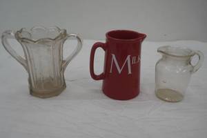 Vintage Pressed Glass Double-Handled Celery Vase Vintage Clear Glass Rimmed Creamer Vintage-Style Ceramic Milk Pitcher