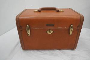 Vintage Samsonite Train Case