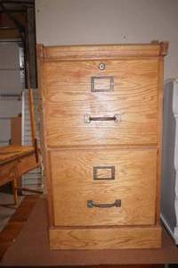 2-Drawer Wooden File Cabinet 16x 17x 28