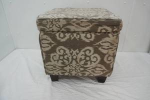 Padded Storage CubeFoot Stool wStorage 17x 18