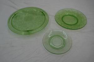 Vintage Green Depression Glass Plates & Footed Cake Plate