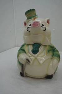 American Retro Inc. Cookie Jar. USA W7. Pig in Green Tuxedo with Top Hat.