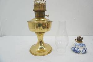 Vintage Aladdin Model 23 Brass Kerosene Lamp Delft Pattern vintage ceramic oil lamp