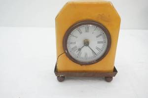 Vintage Art Deco Mantle Clock 6.25 tall