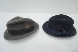 (2ct) Vintage Fedoras