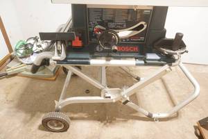 Bosch 15 Amp 10Worksite Table Saw wGravity Rise Wheeled Stand