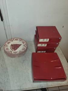 Johnson Bros England 1883 Dinner Plates - Christmas Tree Center Pattern