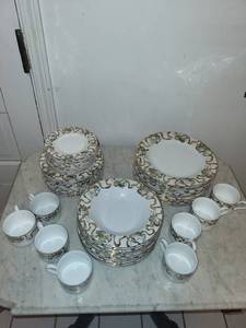 American Atelier Heavenly Hosts 3373 Dinnerware Set - Plates, Bowls & Mugs (Indonesia)