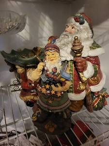 Fitz and Floyd Classics Handcrafted China Santa Figurines (Lot of 2)