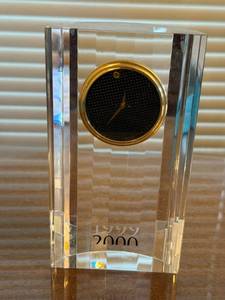 Movado Lucite Desk Clock Swiss Quartz Gold Tone Black Dial 6in