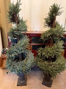 Pair Faux Spiral Topiary Trees in Urn Planters w Lights Approx 48in