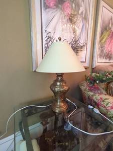 Vintage Brass Tone Urn Table Lamp with Cream Shade Traditional Decor