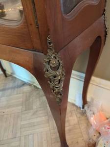 Vintage Mahogany Curio Display Cabinet Mirrored Back