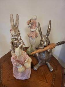 Bunny Figurine Assortment (Lot of 4)