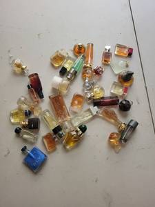 Calvin Klein, Guerlain & Assorted Perfume Mini Bottles Mixed Lot