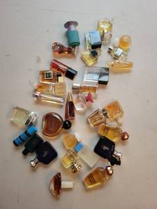 Mixed Lot of Mini Perfume Bottles