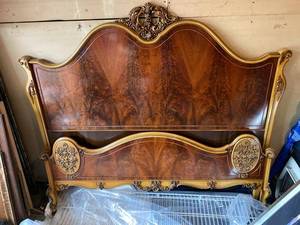Twin Size Ornate French Provincial Bed Headboard Footboard Set
