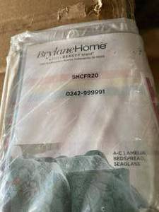 BrylaneHome Bedding Item #88-0438-7 BHCFR20 Boxed Open Carton