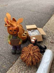 Halloween Decor Group Pumpkin Figure Lantern Sign Witch Legs Mixed