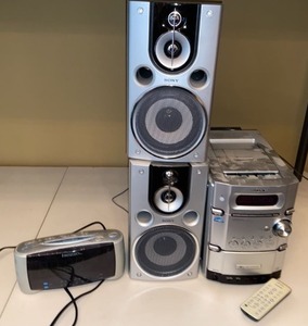 Sony Mini Shelf Stereo System 5 Disc CD Dual Speakers Remote Bundle