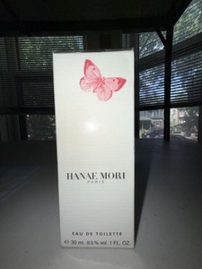 Hanae Mori Paris Eau de Toilette 1 Fl Oz 30 ml Boxed Fragrance