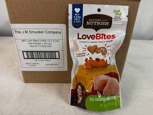 12x 2.2oz Nutrish Loves Bites-Cat Treats