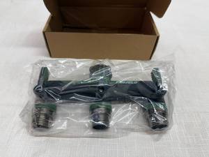 MM1. 3 Nozzle hose Splitter-4 inch