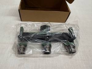 MM1. 3 Nozzle hose Splitter-4 inch