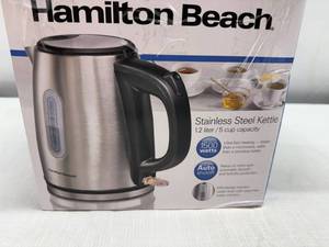 MM1. Hamilton Beach Stainless Steel Kettle