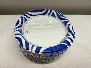MM1. 10 Dixie Ulta Paper Plates