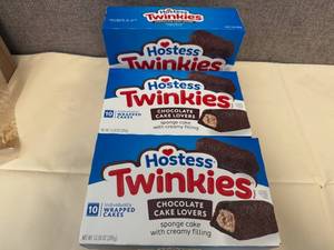 3x 10 Cakes Hotess Twinkies-Chocolate Cake Lovers