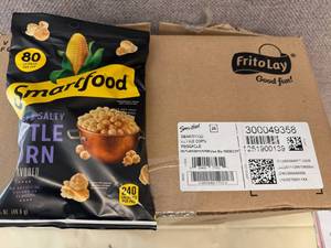 28x 1.75oz Bags Smartfood Kettle Corn