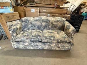Hide A Bed Loveseat-Upholstry Beautiful Conditon- Small imperfection on arm. See Photos