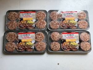 EE. 6x Food Lion Breakfast Sausage Patties-Maple Syrup