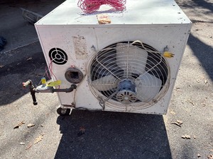 Reznor UDAP300 commercial gas heater.