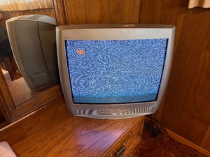 Retro tube TV with redwhiteyellow audio plug