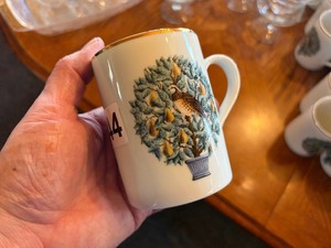 Avon dishware set
